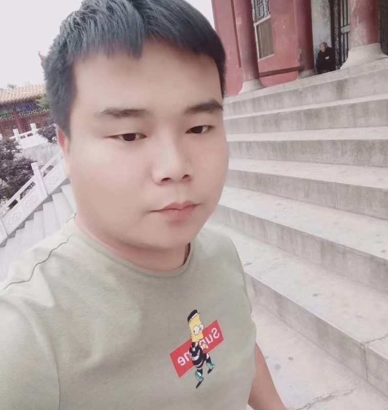 无邪的第一张照片--十堰中老年相亲网
