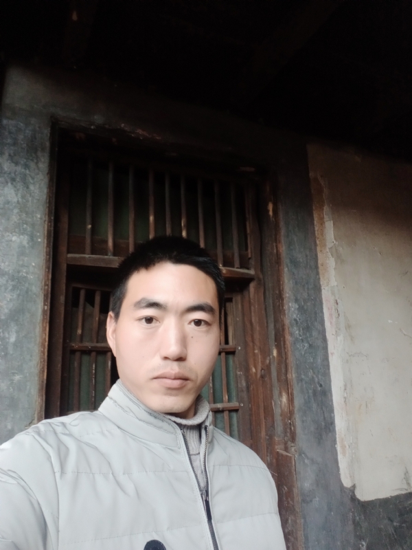 嫁与娶的第一张照片--十堰中老年相亲网
